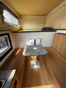 Minicaravana Híbrida 4x4 Directo de Fábrica para Campamento Todoterreno, Ligera, Plegable, para 4 Personas, RV Camper - Product Image 5