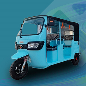 Tricycle motorisé pour adultes pouvant transporter 8 personnes, E-rickshaw pour passagers - Product Image 3