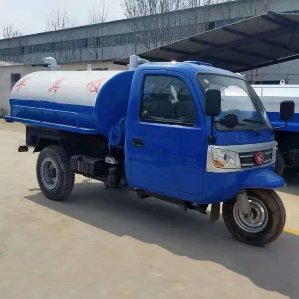 Diesel Three Wheeled Agricultural Sewage Suction Truck, Multifunctional Sewage Treatment Three Wheeled Sewage Suction Truck