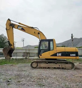 Excavatrice d'occasion CAT 320C d'origine japonaise, excavatrice CAT 320C de haute qualité, pelle de 20 tonnes, excavatrice d'occasion CAT320C en promotion. - Product Image 1