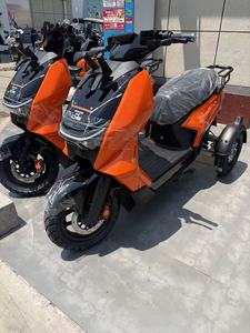 Saige Black Warrior WarRide X1 Moto Elettrica Autobilanciante <span class=keywords><strong>a</strong></span> 3 Ruote 1500W 72V 80km/h con TCS <span class=keywords><strong>CBS</strong></span> per Consegne e Pendolarismo - Product Image 2