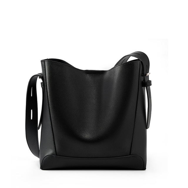 2026 New Women's Genuine Leather Fashion Shoulder Bag Large Capacity Waterproof Lightweight Support Custom