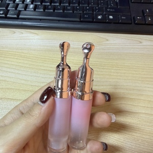 High Quality Hyaluronic Acid Temperature Changing Color Lip Gloss Oil Vegan <strong>Organic</strong> Moisturizing Plumper Private Label Lip Oil - Product Image 6