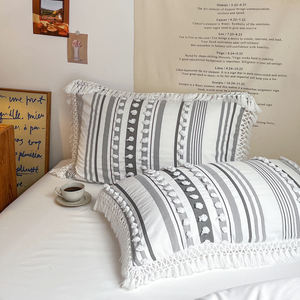 Ensemble <span class=keywords><strong>de</strong></span> literie romantique à long <span class=keywords><strong>pompon</strong></span> vente en gros ensemble <span class=keywords><strong>de</strong></span> literie en microfibre housse <span class=keywords><strong>de</strong></span> couette à rayures avec <span class=keywords><strong>pompon</strong></span> ensemble <span class=keywords><strong>de</strong></span> literie mignon tufté - Product Image 6