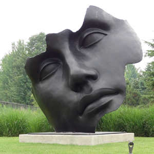 Escultura grande de bronce al aire libre <span class=keywords><strong>Igor</strong></span> <span class=keywords><strong>Mitoraj</strong></span> Human Half Face en venta - Product Image 4