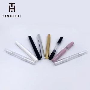 ปากกาลิปกลอสพลาสติกแบบเปล่าสำหรับบรรจุภัณฑ์เครื่องสำอางแบบหมุนขึ้นได้ ปากกาไวท์เทนนิ่งฟันขาว บรรจุภัณฑ์เครื่องสำอางแบบคลิก - Product Image 6