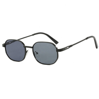 Lunettes de soleil tendance pour femmes UV400 certifiées Global Recycled Standard, parfaites pour la mode, le shopping, la randonnée, la vie quotidienne et la conduite
