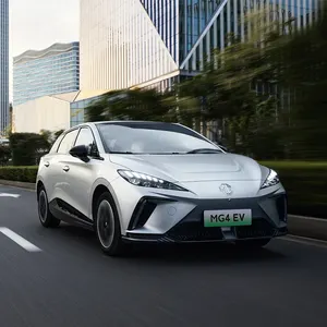 中国新エネルギー車自動車4 MgムーランSaic Mg4Ev電気自動車Awd 4wd 2023 425km520kmファッション中古MG車Suvガソリン