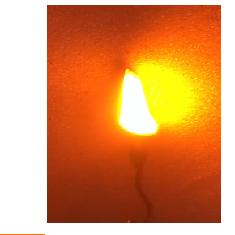 Feu clignotant avant jaune Feu de circulation nocturne bleu