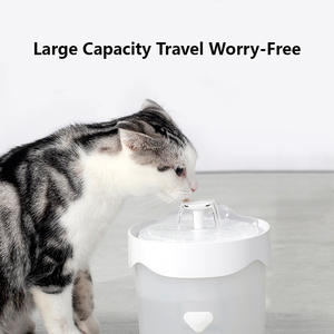 Distributore d'Acqua Intelligente <span class=keywords><strong>per</strong></span> Animali Domestici 1.4L, Ciotola Circolante <span class=keywords><strong>per</strong></span> Acqua, Mangiatoia <span class=keywords><strong>per</strong></span> Cani e <span class=keywords><strong>Gatti</strong></span>, Flusso Silenzioso, Tranquillità Garantita - Product Image 4