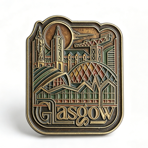 Pin Metálico del Paisaje Urbano de Glasgow, Bañado en Oro, de Latón, con Diseño en Relieve y Acabado de Esmalte Duro - Product Image 6