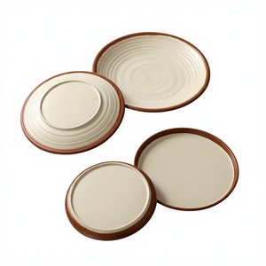 Juego de Vajilla Desechable de Cerámica Ecológica de Lujo, Diseño Peruano 2020, Pintado a Mano, 16 Piezas, en Stock - Product Image 3