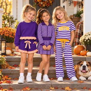 Ensemble de survêtements décontractés 2 pièces pour petites filles, thème équipe de football scolaire, assortis pour sœurs, vente en gros - Product Image 3