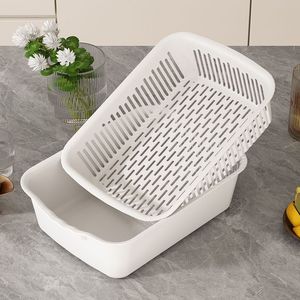 Grand panier égouttoir en plastique irrégulier blanc pour la cuisine domestique, idéal pour les fruits et légumes - Product Image 2