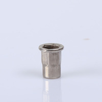 1-1/8"-12 UNF HTX 1070 Pelapisan A320 GR. L7 A194 GR. 4 baut stud dengan 2 mur dan ring, baut stud dengan mur