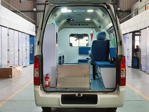 Nueva Ambulancia Médica Foton G7 de Gasolina con Distancia Entre Ejes Corta para Rescate en Sitio y Traslado de Pacientes entre Hospitales - Product Image 5