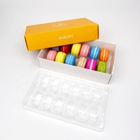 Boîte pliante en papier jaune personnalisé, pour cookies macarons chocolat, avec insertion de clapet en plastique transparent, 12 pièces