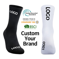 Chaussettes de sport pour femmes, emballage personnalisé, logo de marque, chaussettes athlétiques pour hommes, chaussettes blanches en tube pour hommes, chaussettes en tricot amusantes à motifs de dessins animés pour l'automne