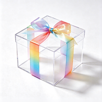 Boîte de présentation en acrylique transparente légère de haute qualité avec couvercle et décoration florale pour l'emballage de cadeaux