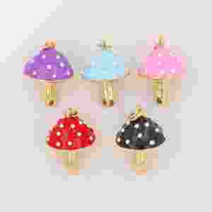 Liontin Perhiasan Jamur Trendy Berlapis Emas Tembaga Warna-warni <span class=keywords><strong>3D</strong></span> Enamel Aksesoris Kalung Liontin DIY Hadiah Perhiasan - Product Image 3