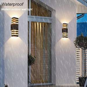 Vente en gros de luminaires LED extérieurs carrés en aluminium étanches à montage en surface pour maison, porche, garage - Product Image 2