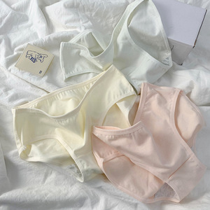 Braguitas de Algodón de Alta Calidad para Mujer, Corte Medio, Color Sólido, Sin Costuras, Cómodas, Antibacterianas, Tipo Triángulo, Venta al Por Mayor - Product Image 2