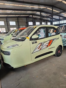 Tricycle électrique Minitype 4 places à carrosserie fermée avec pneus larges et toit - Product Image 4