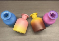 Bouteilles diffuseurs de parfum décoratives multicolores 50ml 100ml |   Emballage de parfum d'intérieur de luxe