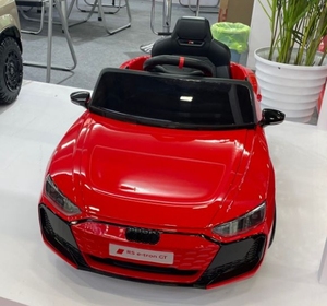 2025 para Audi <span class=keywords><strong>RS</strong></span> <span class=keywords><strong>e</strong></span>-<span class=keywords><strong>tron</strong></span> <span class=keywords><strong>GT</strong></span> con licencia Ride-On Car PARA NIÑOS 2-4 años 2,4G Control remoto Material plástico duradero - Product Image 5