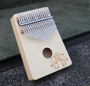 Piano à Pouce <span class=keywords><strong>Kalimba</strong></span> 17 Touches Personnalisé <span class=keywords><strong>Meilleur</strong></span> Cadeau de Noël à la Mode Portable Têtes de Tambour en Acrylique pour Enfants avec Chambre de Tambour en Acier - Product Image 4