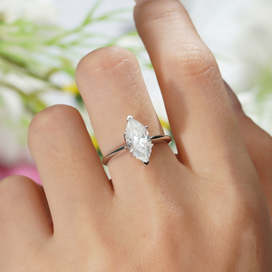 Bague de Fiançailles Classique pour Femme en Argent S925 avec Moissanite Taille Marquise 6*12mm DEF VVS et Sertissage à Griffes - Product Image 5