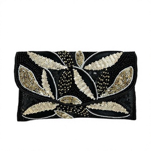 Bolsos de mano elegantes de diseñador hechos a mano para novias y eventos, con bordado de cuentas de cristal multicolor, especial de Craftstages International - Product Image 1