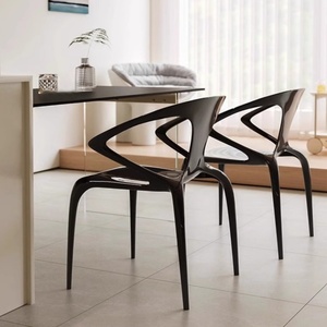 Chaise de salle à manger en <span class=keywords><strong>plexiglas</strong></span> moderne, transparente et colorée, personnalisable, nouvelle arrivée de l'entreprise Yageli pour l'ameublement de la maison - Product Image 3