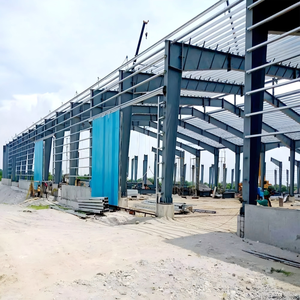 Estructura Metálica Prefabricada Resistente al Viento y a la Lluvia Ampliamente Utilizada en la Industria de la Construcción - Product Image 6