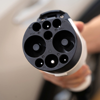 Cargador de Vehículos Eléctricos Wattsaving de 9 Pines CC, Estación de Carga Rápida de 380V para Tesla, NIO, AION, Hongqi EMQ5