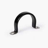 Sangle de serrage large en caoutchouc avec deux trous de fixation pour un maintien sécurisé des tuyaux métalliques