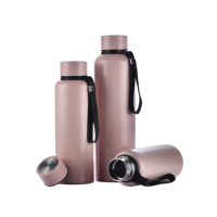 750ML 스테인레스 스틸 스포츠 여행 텀블러 클래식 스테이 콜드 뜨거운 진공 절연 PC 뚜껑 차가운 텀블러와 새로운 디자인
