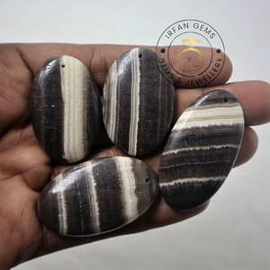Lote al por mayor de cabujones de calcita zebra por peso con diferentes formas y tamaños, utilizados para la fabricación de joyas y el envoltura con alambre. - Product Image 1