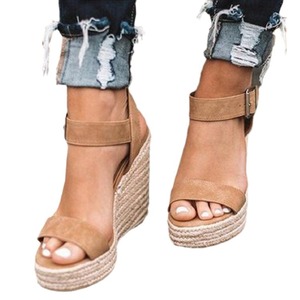 Fabbrica all'ingrosso nero di alta qualità Fashion Designer donna pantofole 2025 estate all'aperto spiaggia Casual sandali <span class=keywords><strong>con</strong></span> <span class=keywords><strong>zeppa</strong></span> - Product Image 5