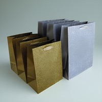 Sacs cadeaux en papier d'art de luxe avec pelliculage mat brillant or/argent sur toute la surface, réutilisables, 157 g/m², avec poignée en ruban