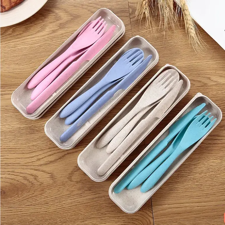 Set di posate in plastica colorata per la scuola coltello forchetta cucchiaio di paglia di grano biodegradabile con scatola da campeggio