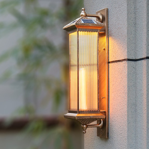 โคมไฟติดผนังภายนอกแบบ LED สไตล์เรโทร แถบยาว วัสดุเหล็ก IP65 แสงวอร์มไวท์ 3500K รับประกัน 10 ปี สำหรับสวน ระเบียง ทางเข้าบ้าน - Product Image 4