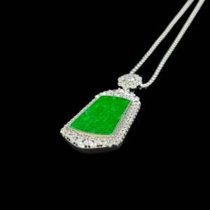 Colgante de Jadeíta Birmana Natural de Grado A, Colgante Rectangular de Jadeíta Birmana, Colgante de Jadeíta para Mujer, Regalo (Con Certificado NGTC) - Product Image 3