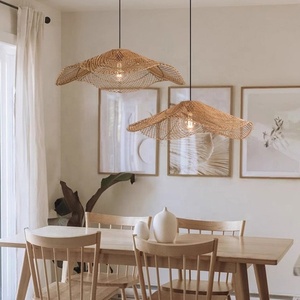 Lustres de chapeau de <span class=keywords><strong>paille</strong></span> de rotin de hauteur réglable éclairage suspendu de <span class=keywords><strong>suspension</strong></span> de salle à manger de restaurant pour l'installation de projet - Product Image 4