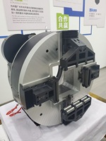 Mandrin rotatif pneumatique professionnel à 4 mâchoires utilisé dans la machine laser, les machines de tour, les machines électriques