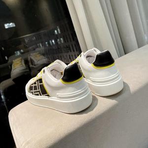 Stock X sepatu pria dengan rancangan kualitas terbaik sepatu olahraga kasual wanita kustom sepatu Skateboard bersirkulasi antiselip - Product Image 4