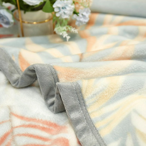 <span class=keywords><strong>Manta</strong></span> De Lana hiver reine taille vison velours couvertures épaissi chaud motif géométrique imprimé Double face fourrure couverture en peluche - Product Image 6