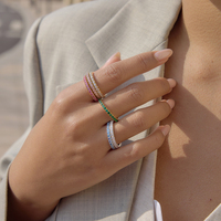 Bague tendance en acier inoxydable plaqué or 18 carats PVD, cercle complet, zircon coloré, étanche, hypoallergénique, bijoux de fête pour femmes