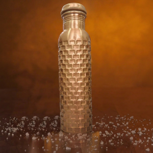 Bouteille d'eau en cuivre pur, design martelé, anti-fuite, réutilisable, bouteille à boire ayurvédique, écologique, cadeau de cuisine, 1L - Product Image 1