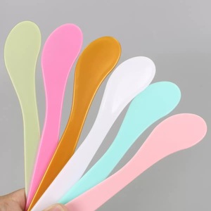 Espátula Mini <span class=keywords><strong>de</strong></span> Plástico PP Rosa, Verde, Dorada y Azul, Espátula para Maquillaje, Cuchara para Mascarillas Faciales, Cuchara Cosmética - Product Image 2
